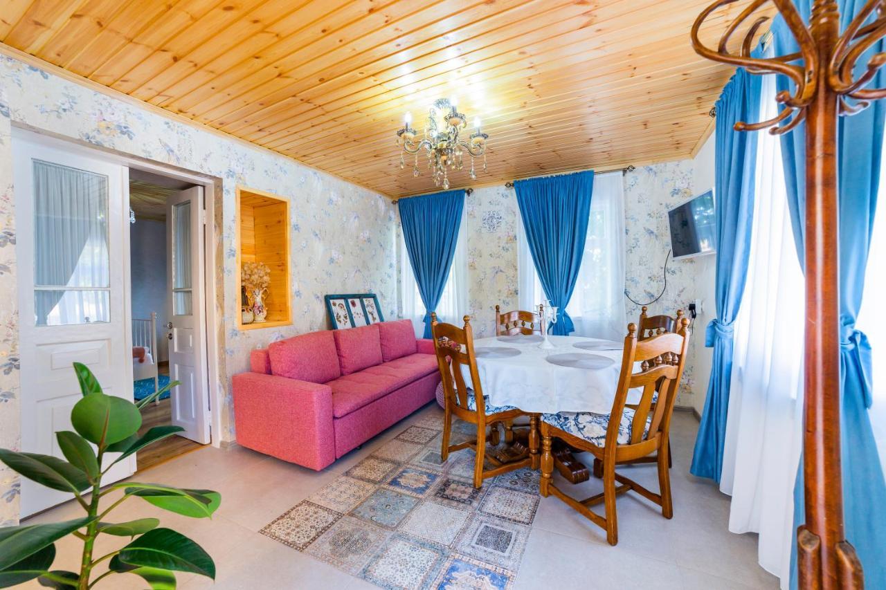 Savanna Guest House Dedoplis Tskaro Eksteriør bilde